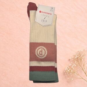 Grip Socks TAVI Pilates Barre Crew Socks 🩰 🤍 ✨ 🌸